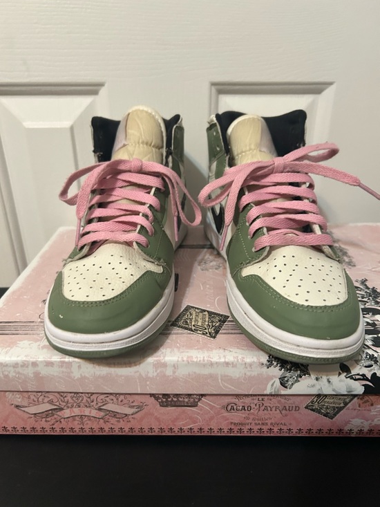 Nike Shoes - Nike Air Jordan 1 Retro High OG Seafoam